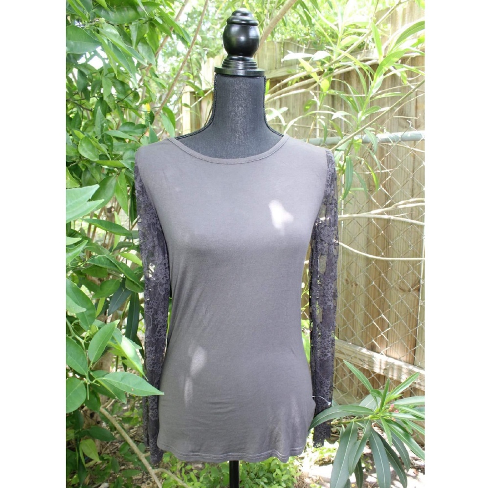 Lace Sleeved Top